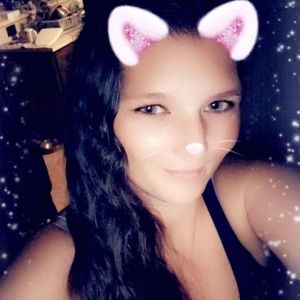 Meet your Posher, Devin